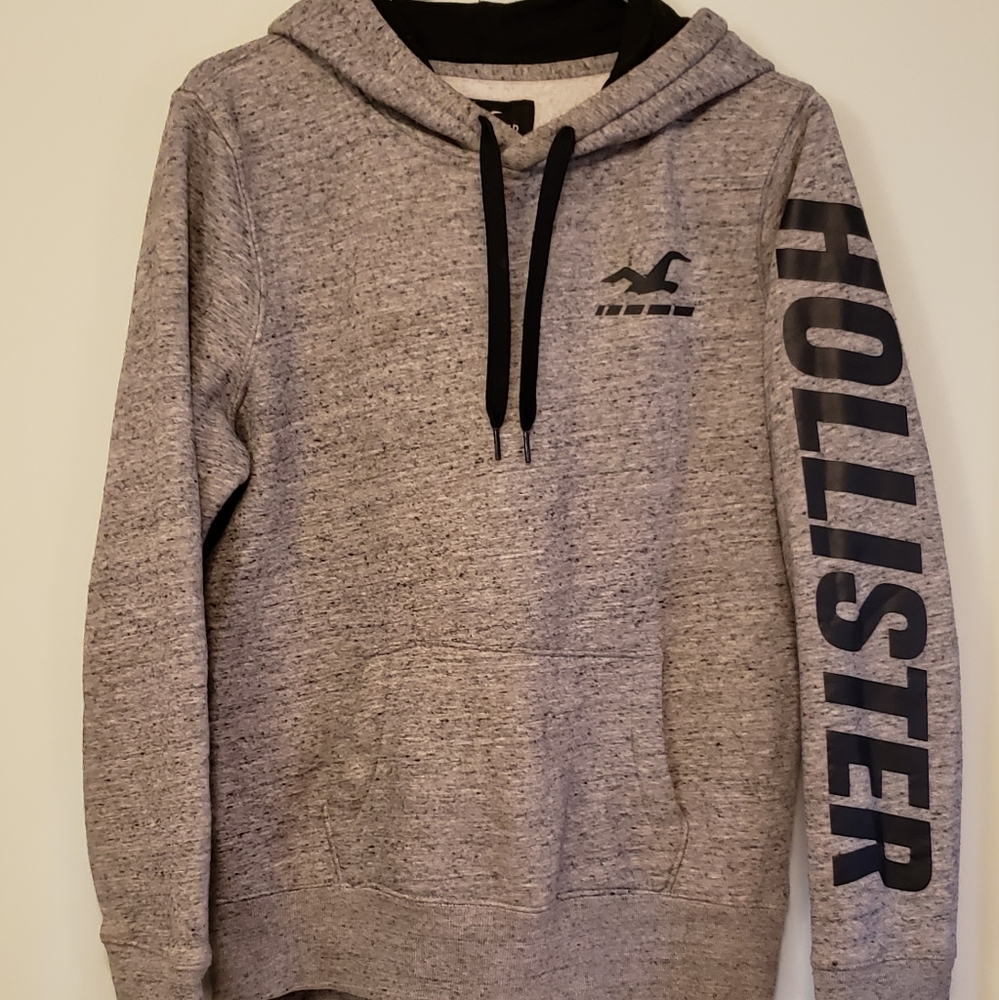 Womens Hollister sweatshirt